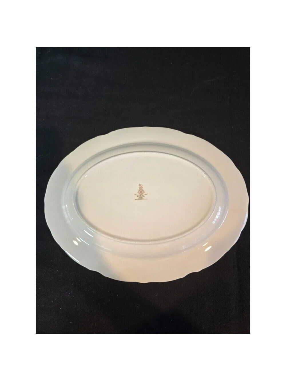 Royal Doulton Richelieu White/Gold 13-5/8